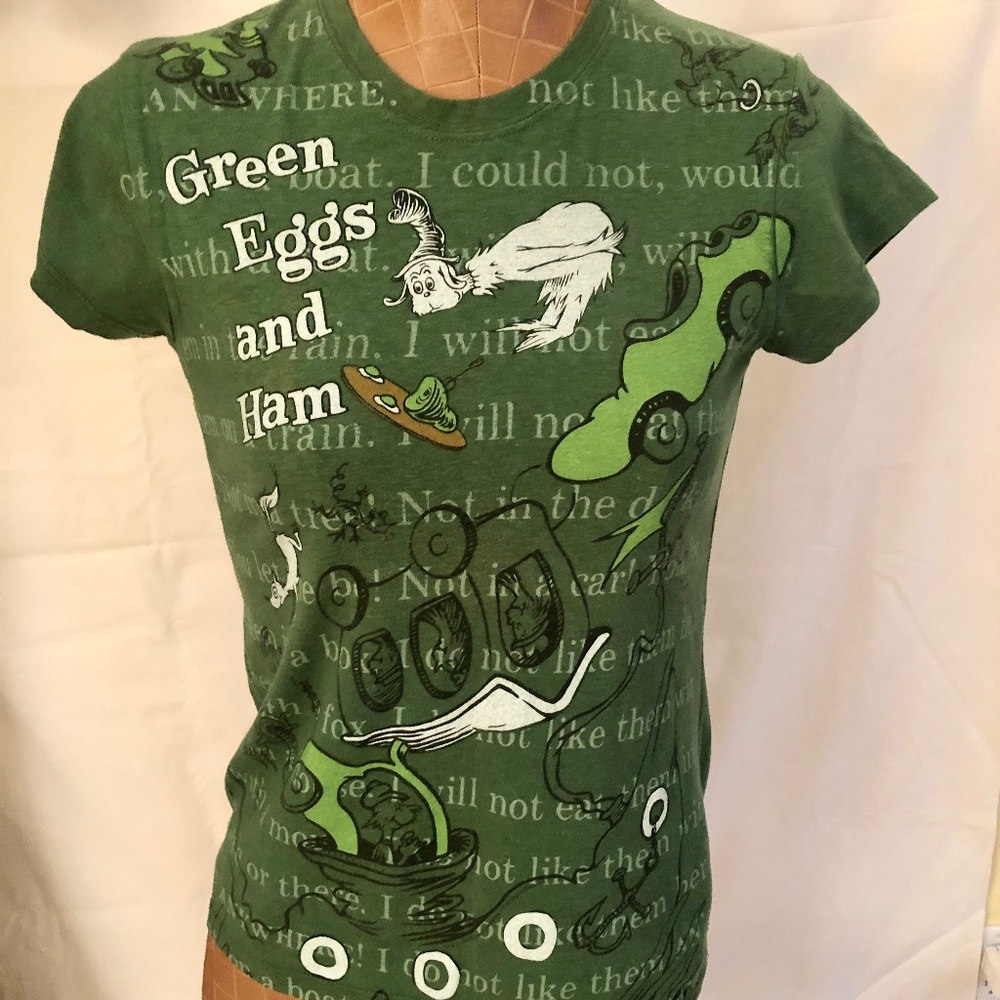 Dr Suese Green Eggs & Ham Tee Shirt & FREE Bandana!